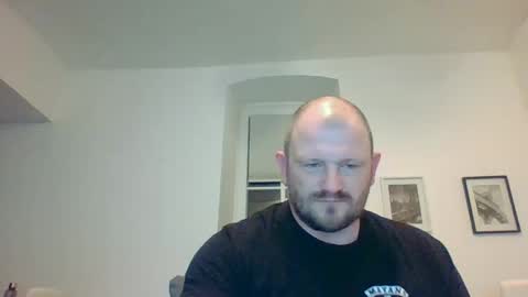 Snapshot of mrhotsex69 chatting on February 2025 12:17:01 AM mrhotsex69 online show from February 2025 12:17:01 AM