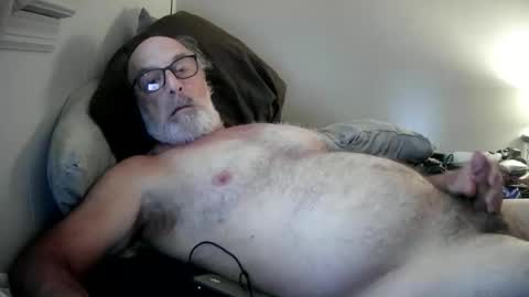 Snapshot of mrjames59 chatting on October 2025 03:33:02 PM mrjames59 online show from October 2025 03:33:02 PM