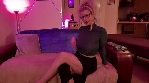 Snapshot of mrjandmrsj2014 chatting on January 2025 05:24:02 PM Mr Mrs J online show from January 2025 05:24:02 PM