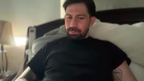 mrjohnnycock online show from May 2026 09:46:01 PM