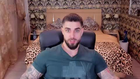 Snapshot of mrkarlhot99 chatting on February 2025 05:33:01 PM mrkarlhot99 online show from February 2025 05:33:01 PM