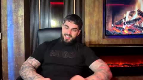 Snapshot of mrkarlhot99 chatting on January 2026 05:27:02 PM mrkarlhot99 online show from January 2026 05:27:02 PM