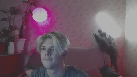 mr leo online show from February 2025 06:49:02 PM