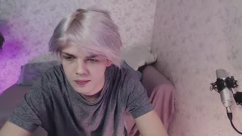 mr leo online show from March 2025 01:12:01 PM