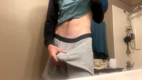 Snapshot of mrmeltyourheart chatting on October 2025 03:18:02 AM James online show from October 2025 03:18:02 AM