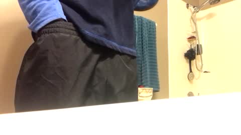 Snapshot of mrmeltyourheart chatting on November 2025 02:21:01 AM James online show from November 2025 02:21:01 AM