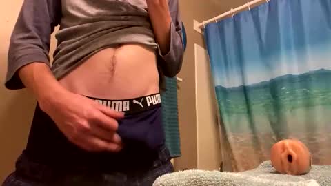 Snapshot of mrmeltyourheart chatting on February 2026 04:40:02 AM James online show from February 2026 04:40:02 AM