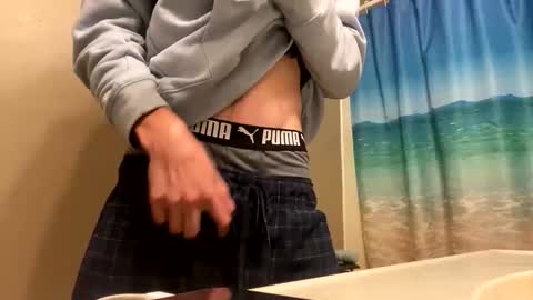 Snapshot of mrmeltyourheart chatting on February 2026 01:35:02 AM James online show from February 2026 01:35:02 AM