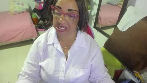 mrs_mommy online show from January 2025 09:54:01 PM