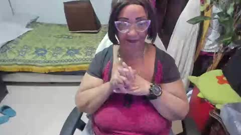 mrs_mommy online show from February 2025 06:47:02 PM