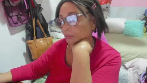 Snapshot of mrs_mommy chatting on April 2026 02:27:02 AM mrs_mommy online show from April 2026 02:27:02 AM
