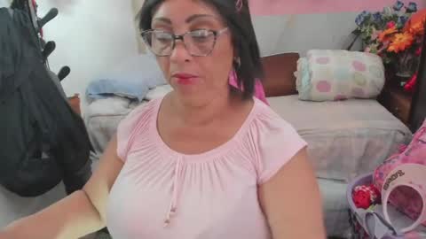 Snapshot of mrs_mommy chatting on May 2026 06:56:02 PM mrs_mommy online show from May 2026 06:56:02 PM