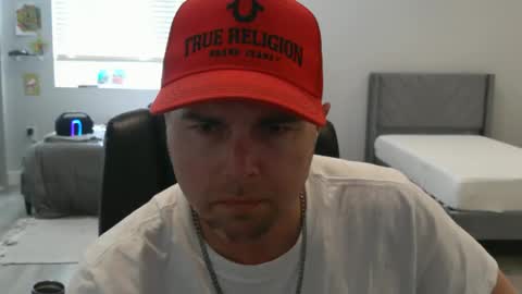 mrwagz420 online show from April 2026 10:37:01 PM