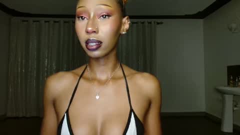 ms_crystal online show from March 2026 06:13:02 PM