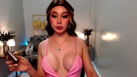 Evon online show from February 2025 05:01:01 AM