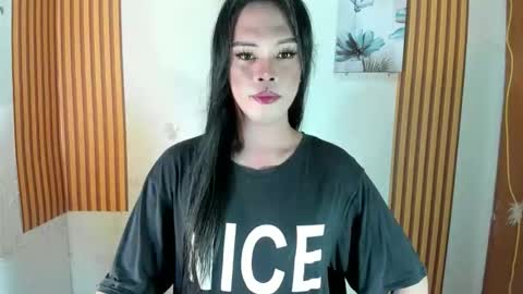 selena online show from October 2025 11:57:02 PM