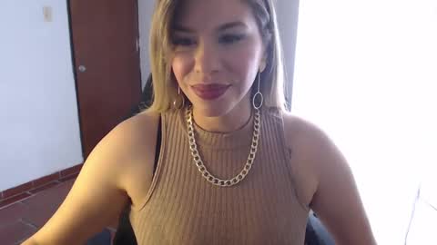 Sofia online show from February 2025 05:18:01 PM