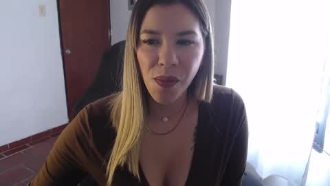 Sofia online show from February 2025 04:15:02 PM