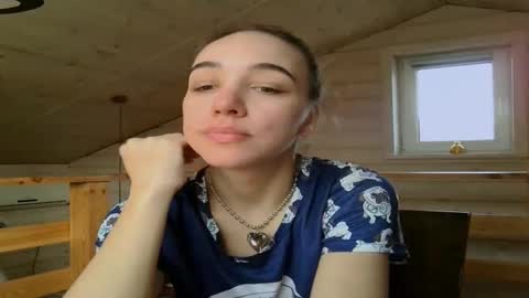 Snapshot of ms_sophiee chatting on March 2025 08:19:02 AM ms_sophiee online show from March 2025 08:19:02 AM