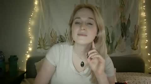 msclairewhatever online show from September 2025 10:42:02 PM