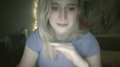 msclairewhatever online show from September 2025 12:22:02 AM