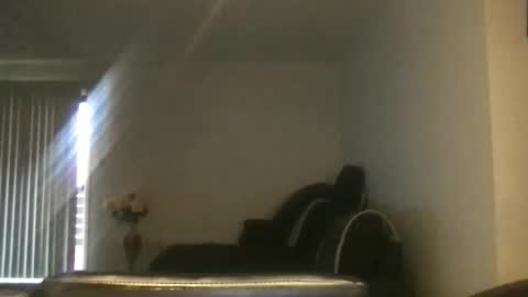 Snapshot of msjonemillion chatting on December 2025 07:31:01 PM Chocolate Candy Stick online show from December 2025 07:31:01 PM