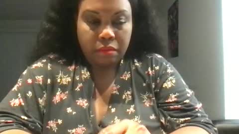 Snapshot of msjonemillion chatting on December 2025 05:28:01 AM Chocolate Candy Stick online show from December 2025 05:28:01 AM