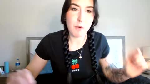 Snapshot of msrubyhayes chatting on January 2025 06:16:01 PM Ruby online show from January 2025 06:16:01 PM