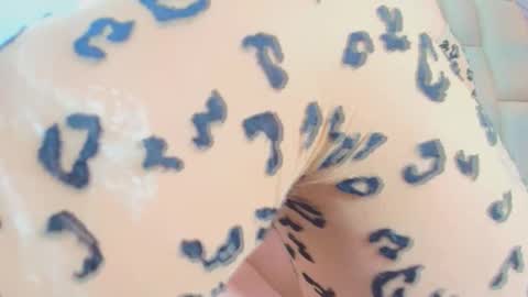 FERNANDA 3 online show from November 2025 03:20:01 AM