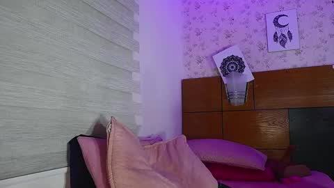 Manuela  online show from February 2025 06:09:02 AM