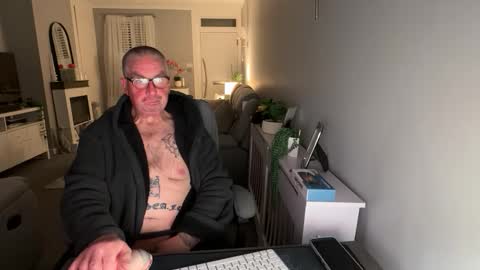 mtb1697 online show from November 2025 11:36:02 PM