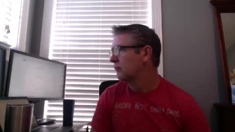Snapshot of mtbrdr76 chatting on June 2026 04:35:01 PM Fun time Daddy online show from June 2026 04:35:01 PM