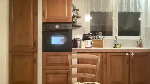 Snapshot of much_fun1 chatting on January 2025 05:23:02 PM much_fun1 online show from January 2025 05:23:02 PM