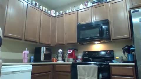 mudcricket1997 online show from December 2024 12:35:01 AM