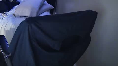 Muffdiver online show from February 2025 06:46:01 AM