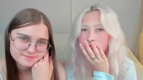 Mia online show from July 2026 12:04:02 PM