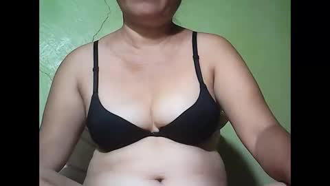 muffy_bunny online show from December 2025 10:27:02 PM