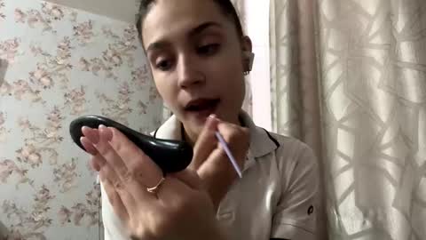 Tia online show from February 2026 06:40:02 AM