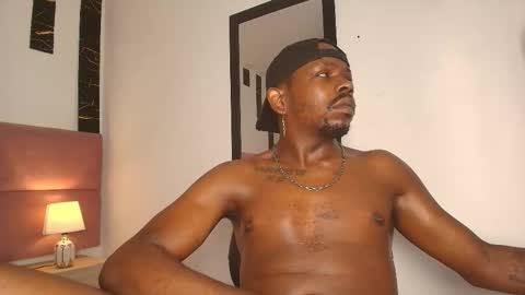 Muller Asher online show from September 2025 03:35:02 PM