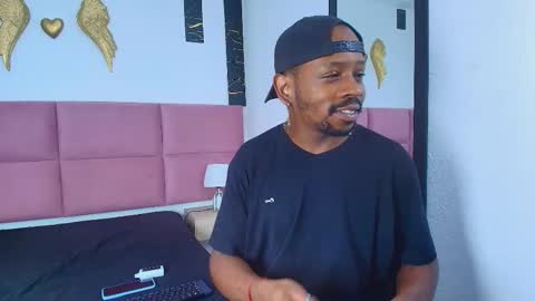 Muller Asher online show from October 2025 09:04:02 PM