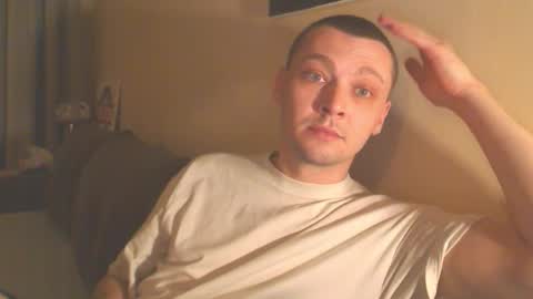 Snapshot of multiply1 chatting on October 2025 10:53:02 PM Erik online show from October 2025 10:53:02 PM