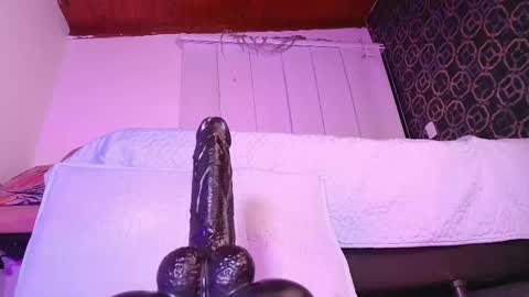 Tell me Sofi  online show from October 2025 03:04:01 AM