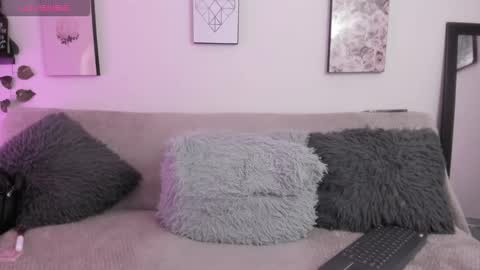 muriell_69 online show from February 2026 12:29:02 AM