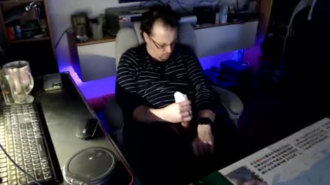 Snapshot of muschiliebhaber chatting on January 2026 02:55:02 PM Horny Goat online show from January 2026 02:55:02 PM