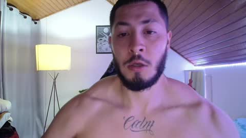 Snapshot of muscle_cock32 chatting on December 2024 05:58:02 AM David Big online show from December 2024 05:58:02 AM