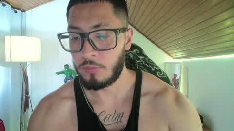 Snapshot of muscle_cock32 chatting on January 2025 03:55:01 PM David Big online show from January 2025 03:55:01 PM