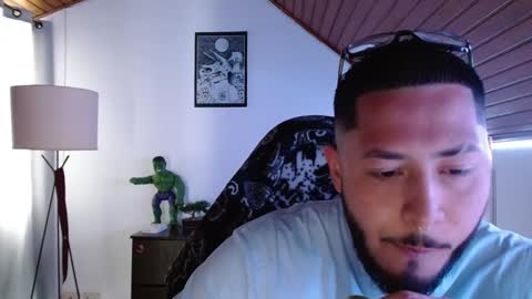 Snapshot of muscle_cock32 chatting on February 2025 12:13:02 PM David Big online show from February 2025 12:13:02 PM
