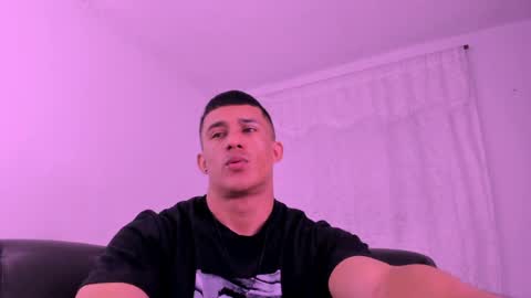 Muscle Man online show from April 2026 12:38:01 PM