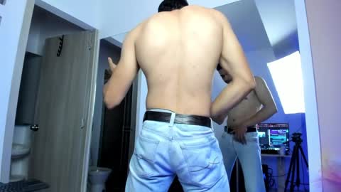 muscle scott online show from April 2026 01:44:02 PM