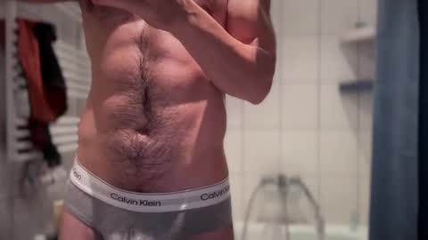 Snapshot of musclehair3 chatting on February 2025 11:53:02 PM musclehair3 online show from February 2025 11:53:02 PM